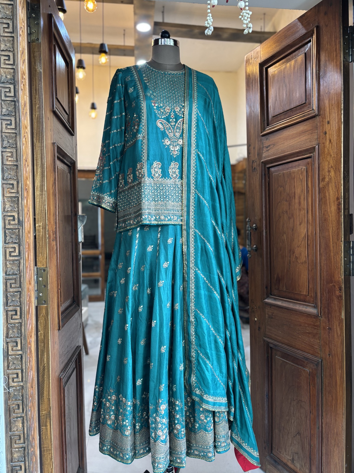 Peacock Teal Zari Kurta Lehenga Set - view 7
