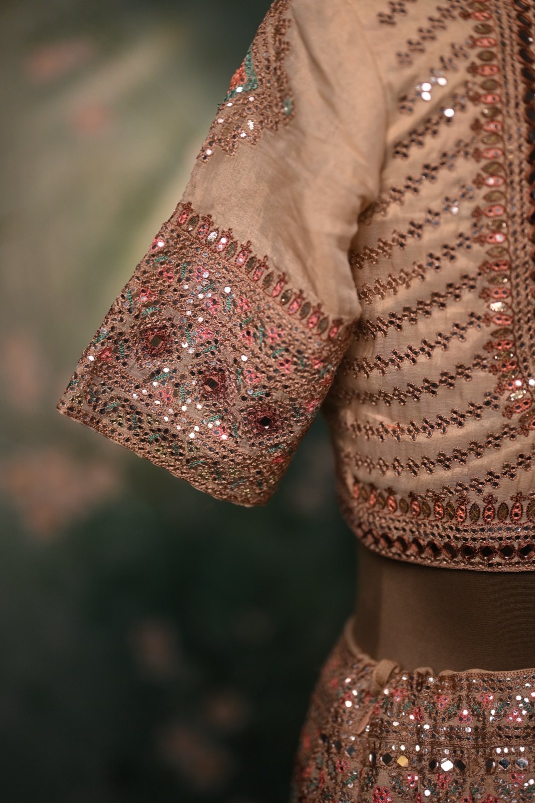 Ivory Geometric Lehenga with Red Embroidered Dupatta - view 6